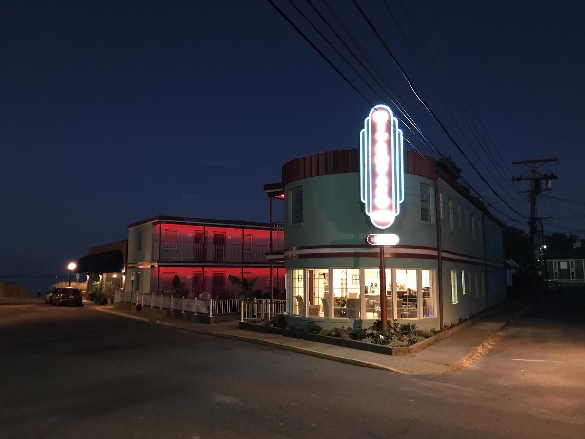 Riverview Inn 콜로니얼 비치 외부 사진