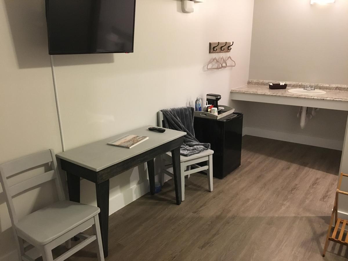 Riverview Inn 콜로니얼 비치 외부 사진